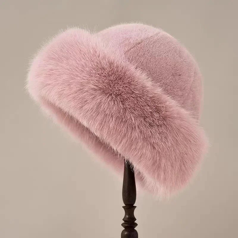 Chapeaux